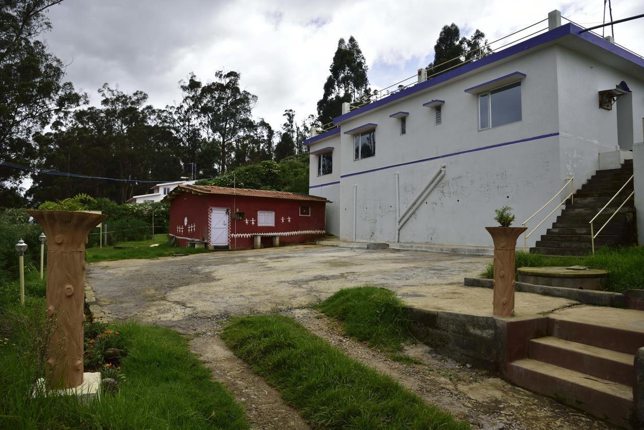 J R Mist Valley Inn Ooty Exterior photo